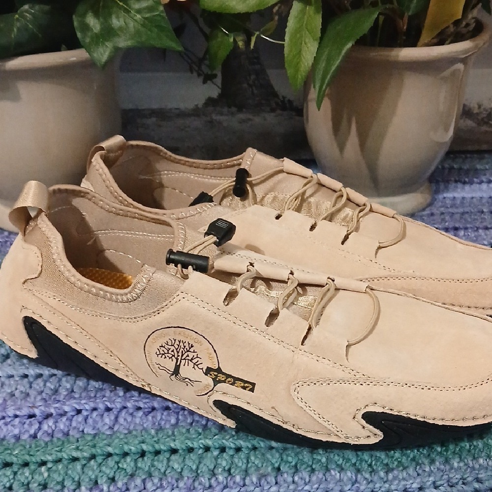 Men's Beige Tree-Design Sneakers Size 47 - Picture 3 of 5